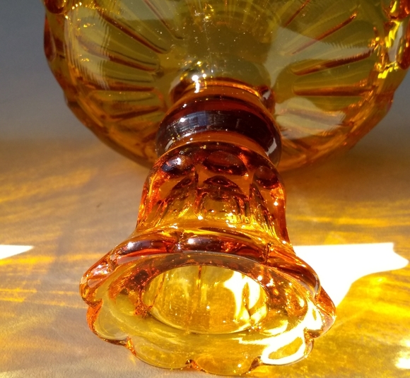 2-in-1 Candle Stick Holders Reversible Saucer Set - Picture 9 of 16